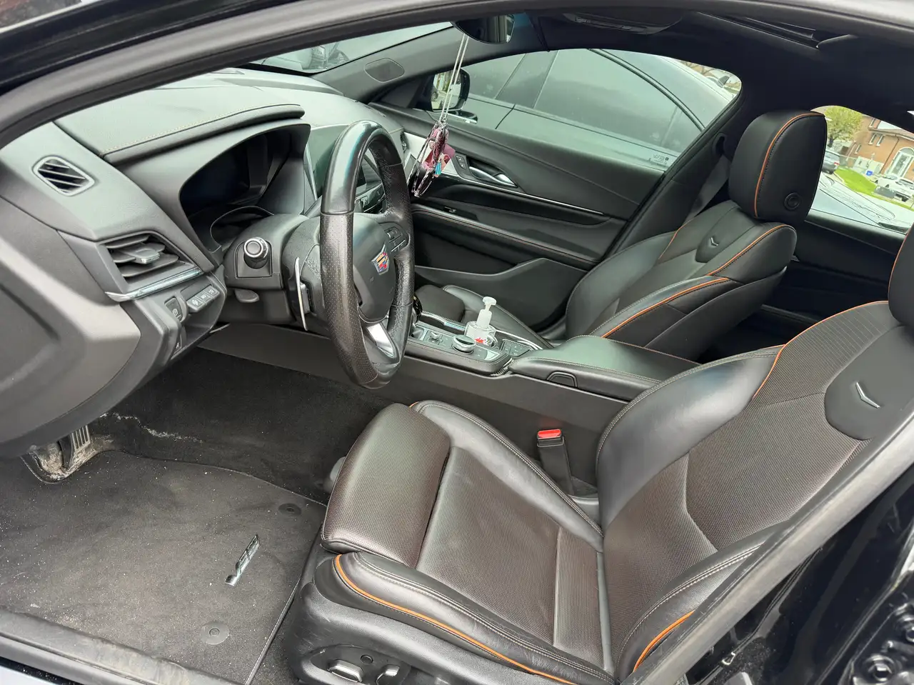 Cadillac CT4 снимка Cadillac CT4