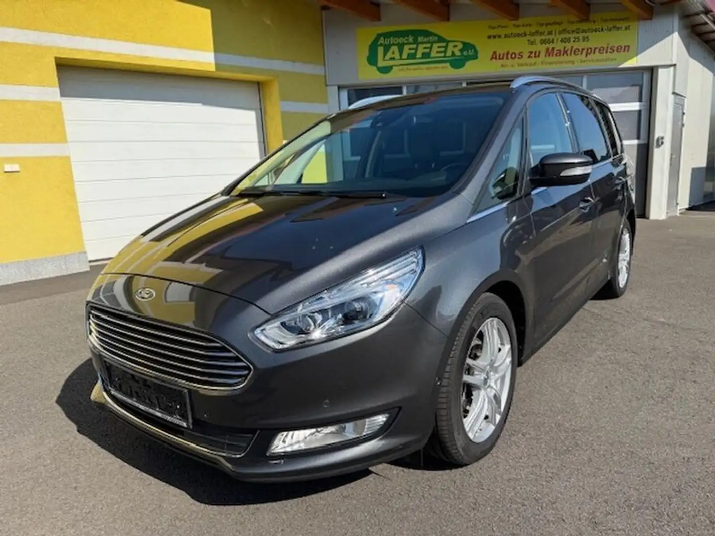 Ford Galaxy Titanium 2.0 Aut. - AHV - 7Sitzer TOP! Gris - 2
