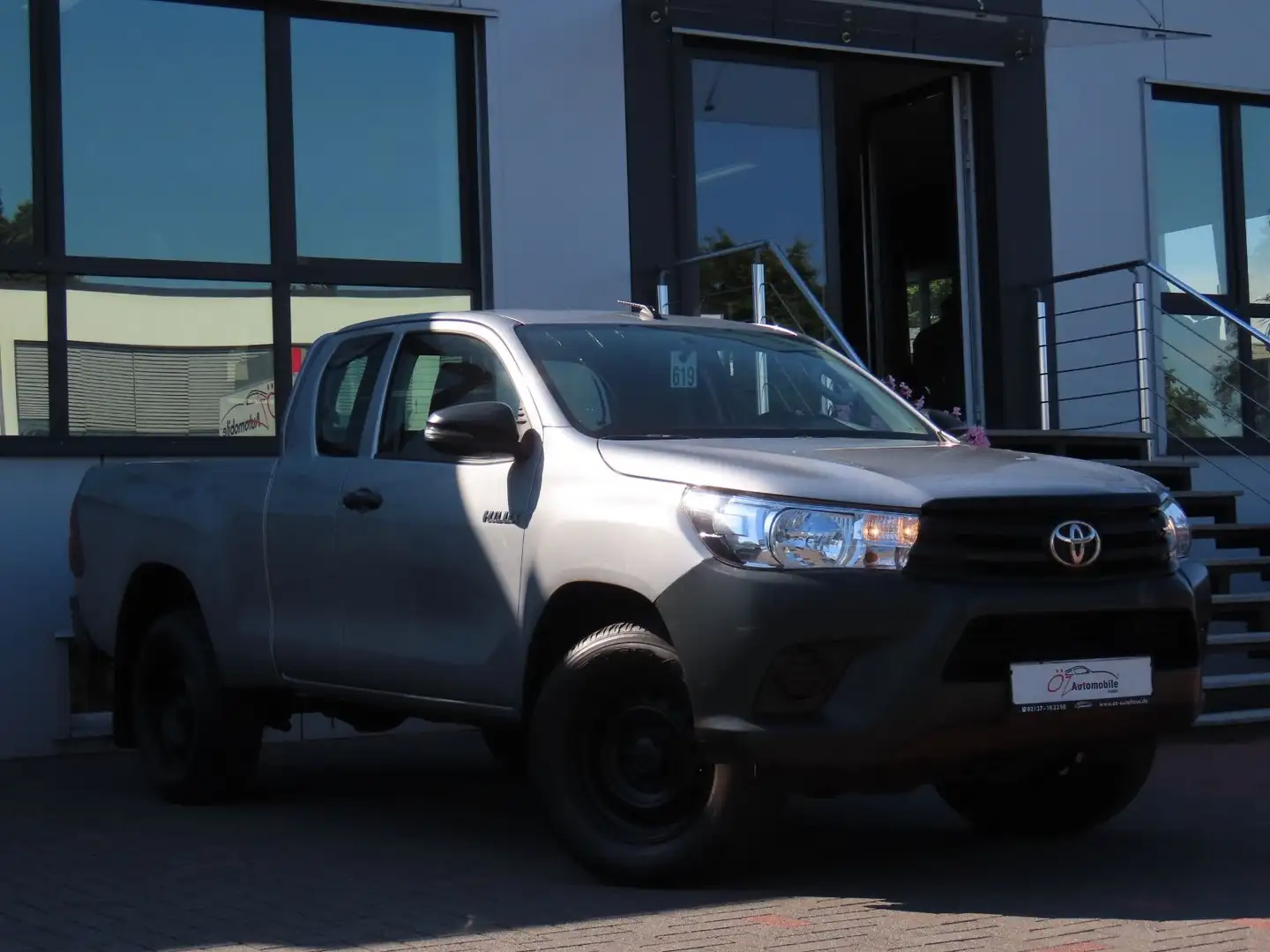 Toyota Hilux Single Cab Duty 4x4 28.471Km Plateado - 2