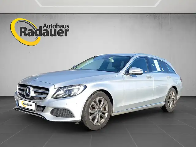 Mercedes-Benz 220 Cd Kombi neuer Motor von Mercedes bei 141000 km...