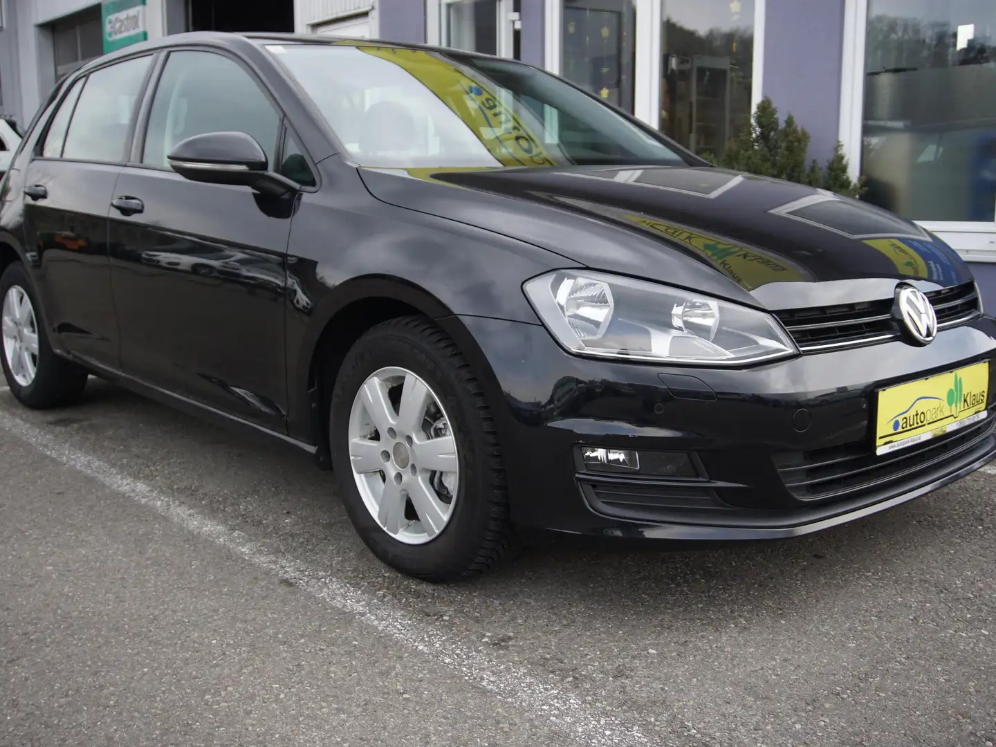 Volkswagen Golf Golf Trendline 1,6 BMT TDI Trendline Schwarz - 1