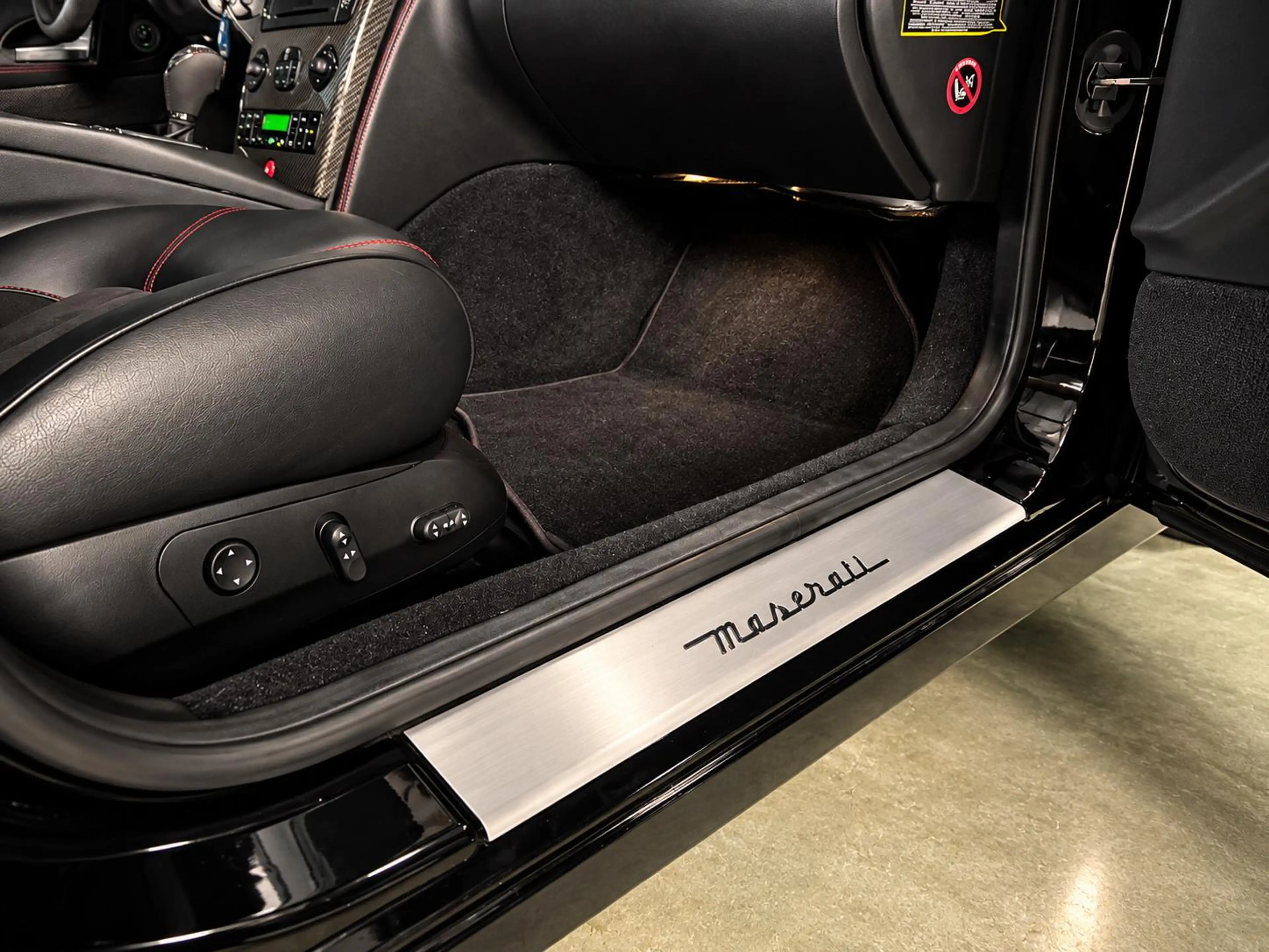 Maserati Quattroporte 4.2 — photo 8