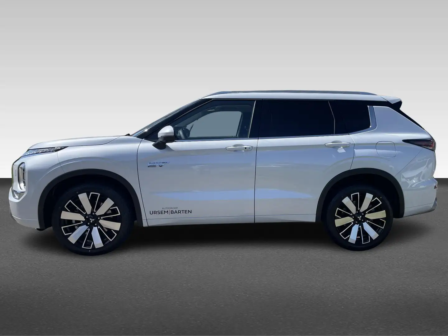 Mitsubishi Outlander 2.4 PHEV Instyle Blanc - 2