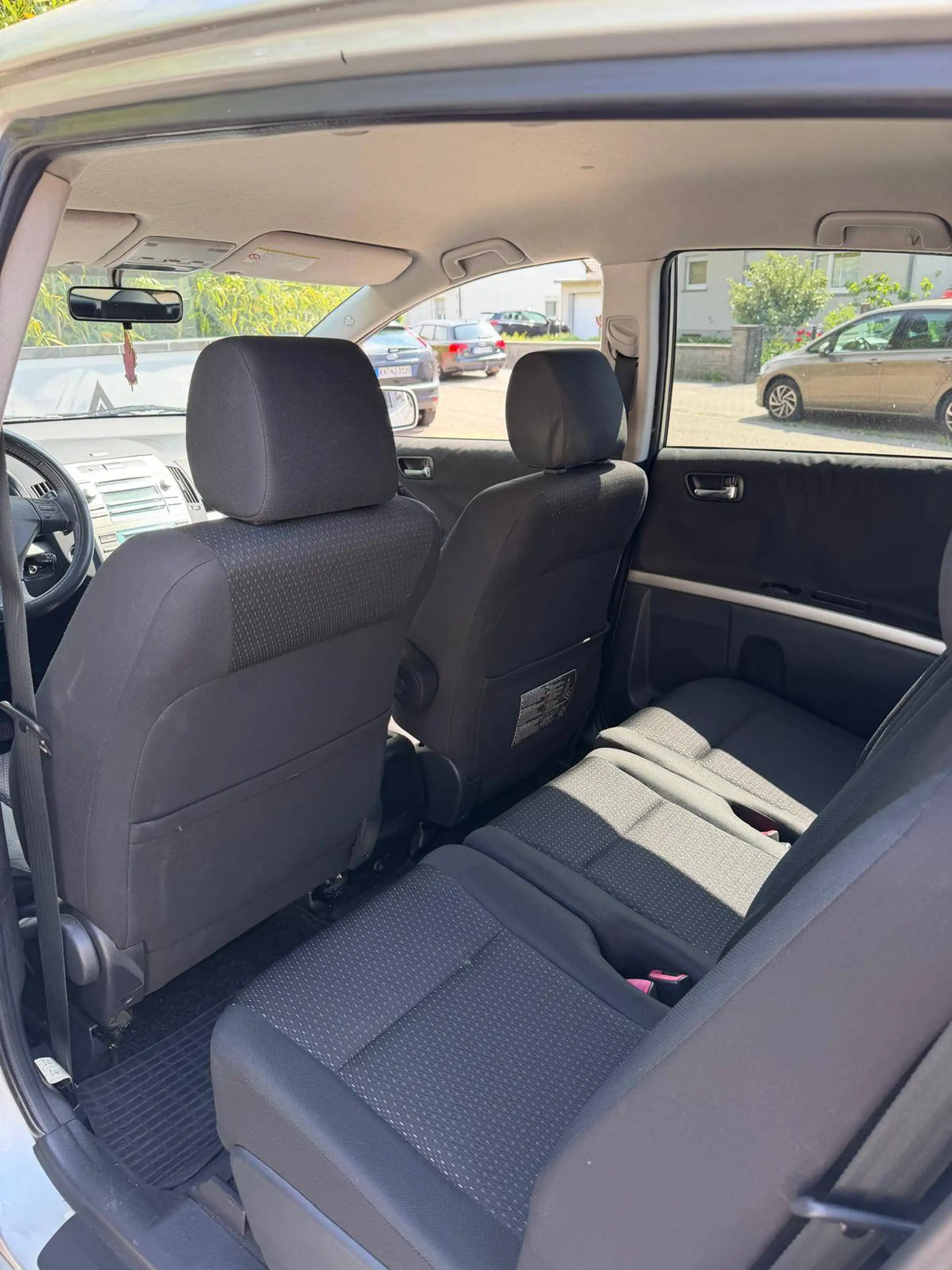 Toyota Corolla Verso 2.2 D-4D Team / 7-Sitzer / TÜV 11/2027 / 2-Hand — photo 8