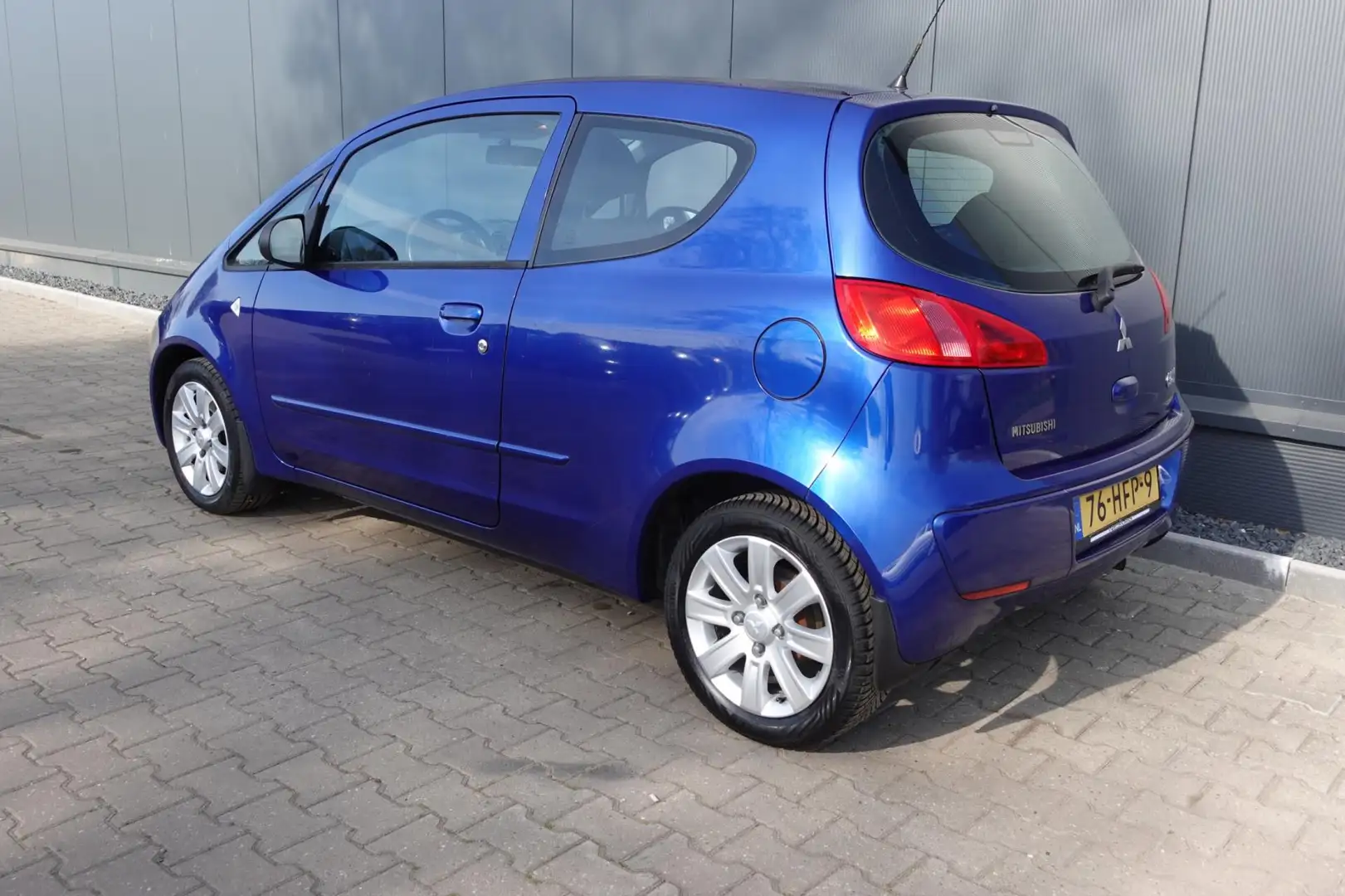 Mitsubishi Colt 1.1 Incharge+ Modrá - 2