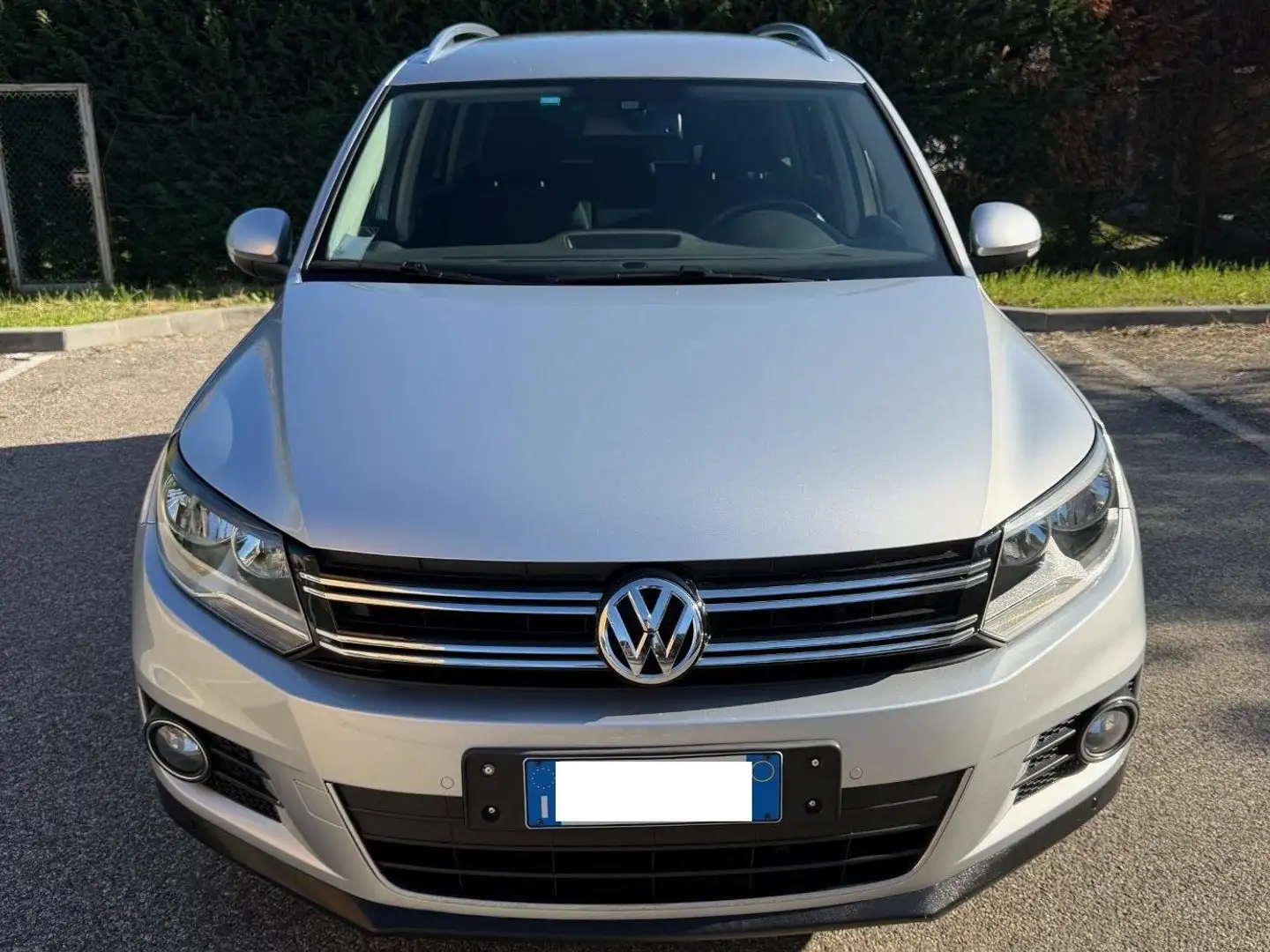 Volkswagen Tiguan 2.0 tdi - NAV. - 12 MESI DI GARANZIA - Plateado - 1