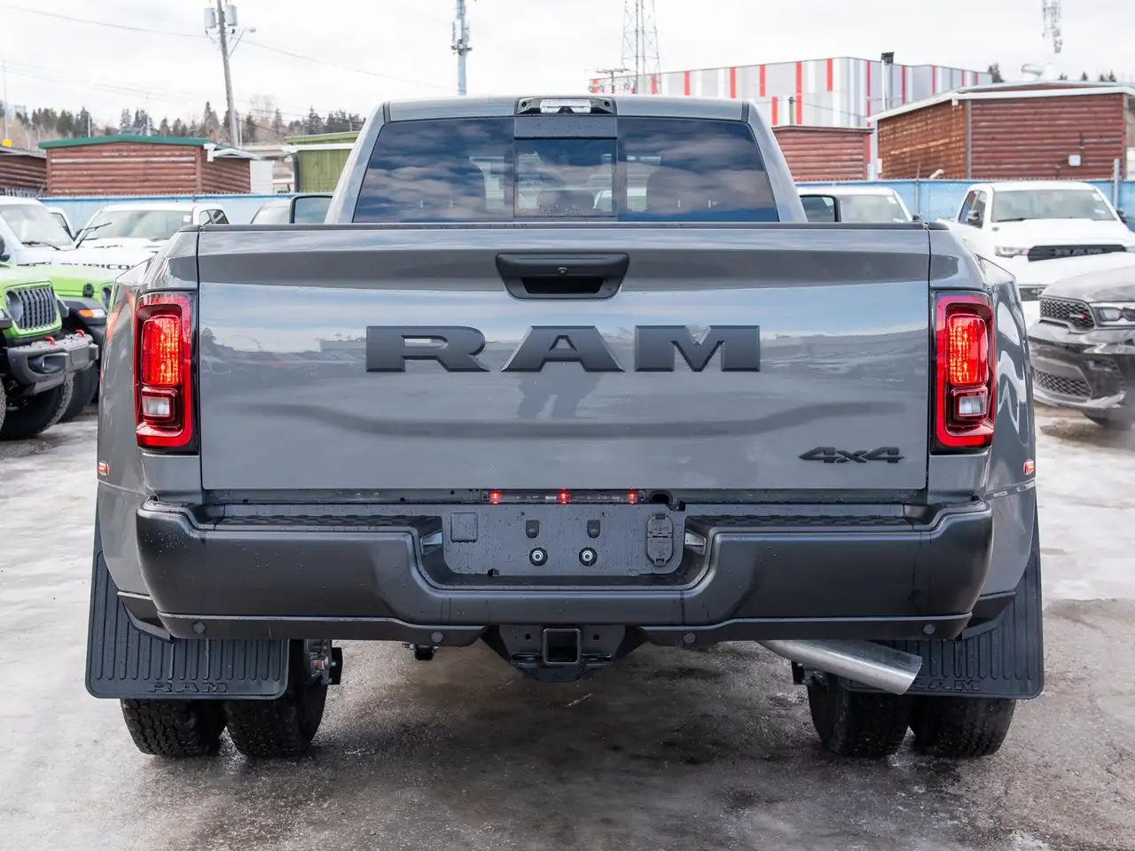 RAM 3500 снимка RAM 3500
