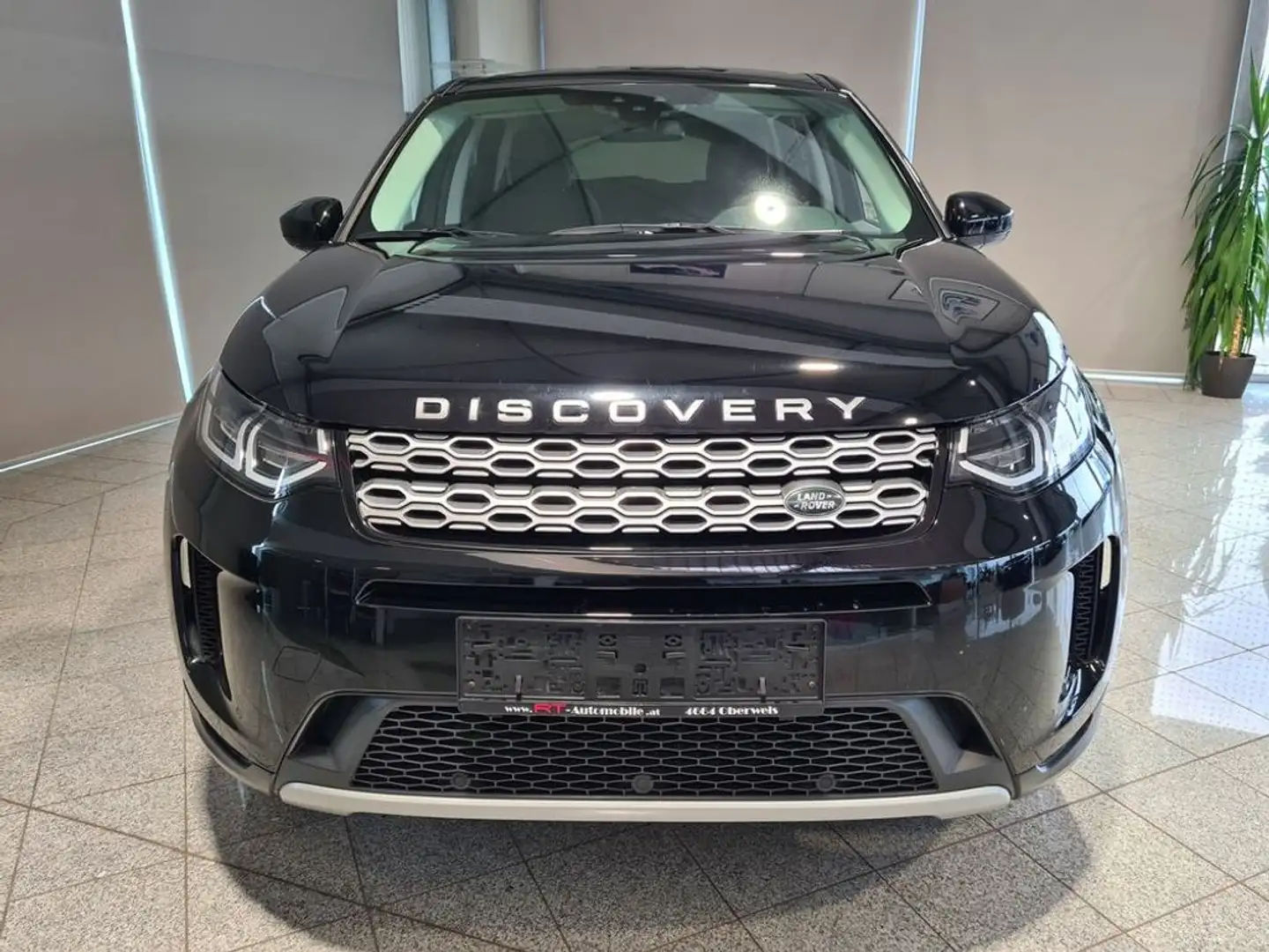 Land Rover Discovery Sport HSE AWD Aut. Чёрный - 2