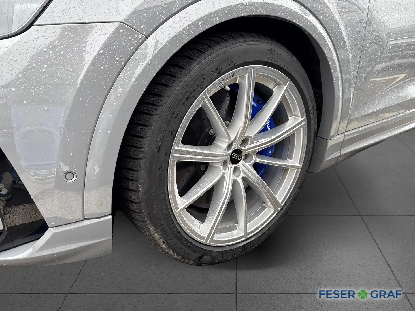 Audi RS Q8 4.0 TFSI qu. - KERAMIK - PANO - ABGAS - AHK Grau - 2