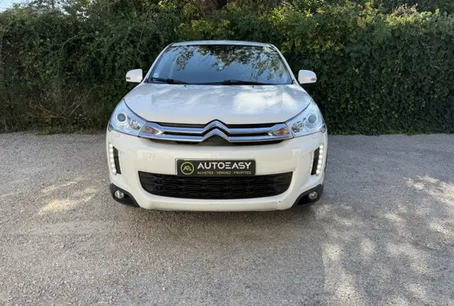 Citroen C4 Aircross view 8