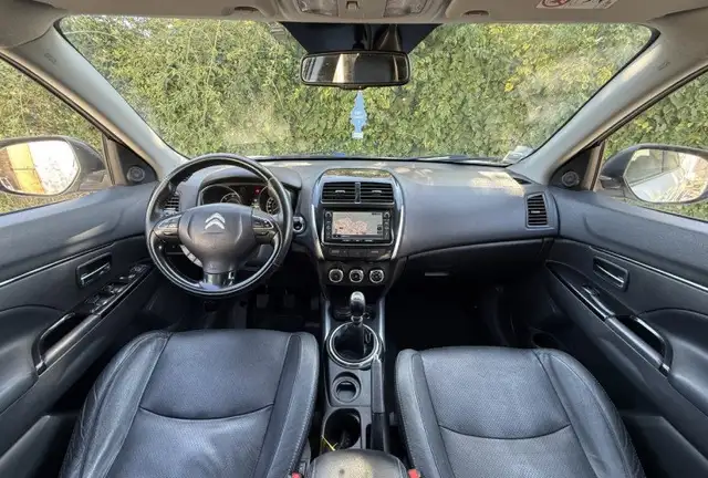 Citroen C4 Aircross view 13