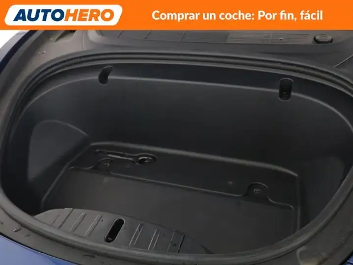 Tesla Model 3 2019, foto 35