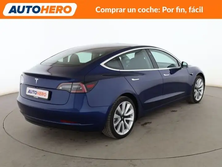 Tesla Model 3 2019, foto 6