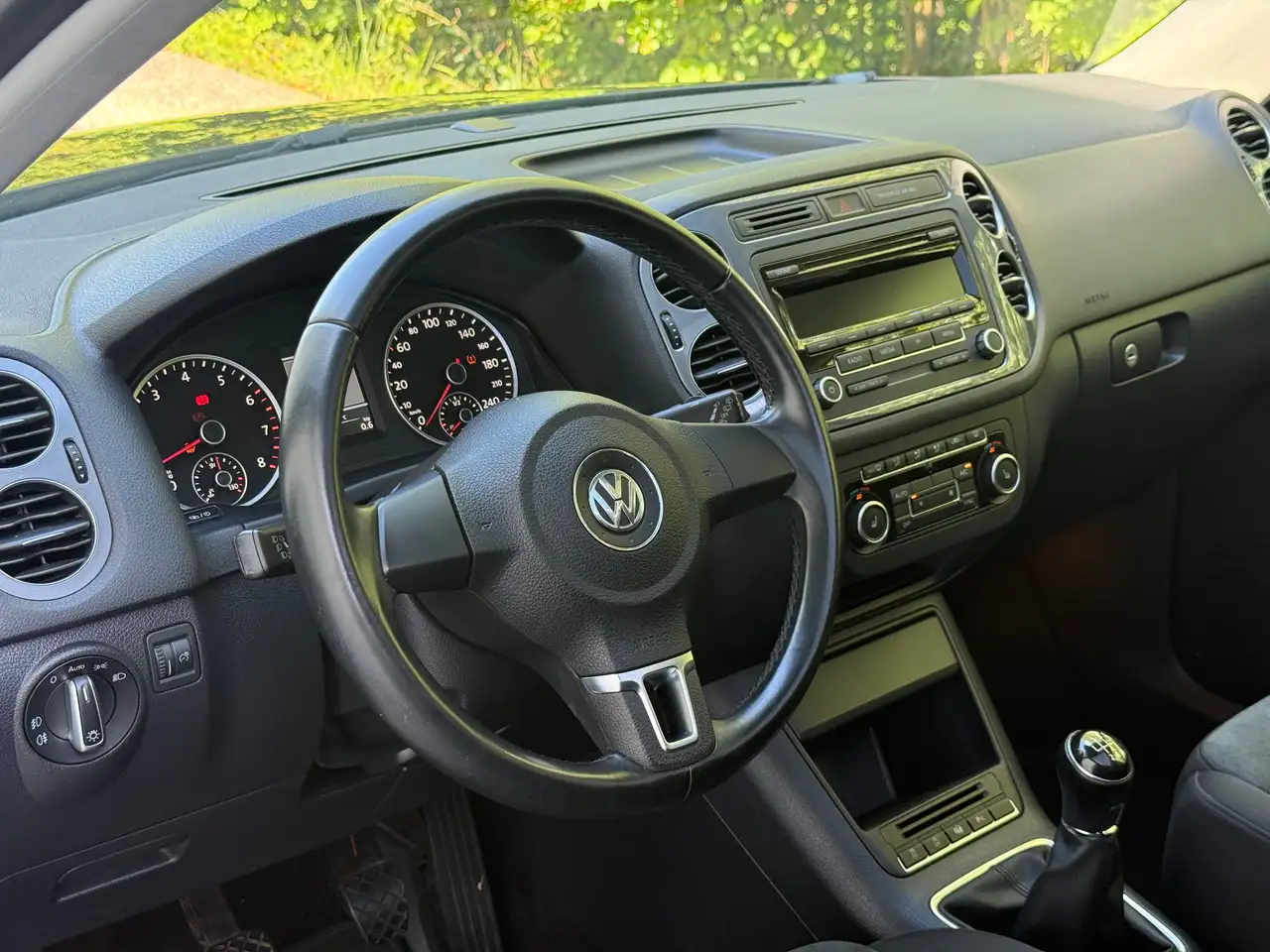 Volkswagen Tiguan Sport – Bild 11