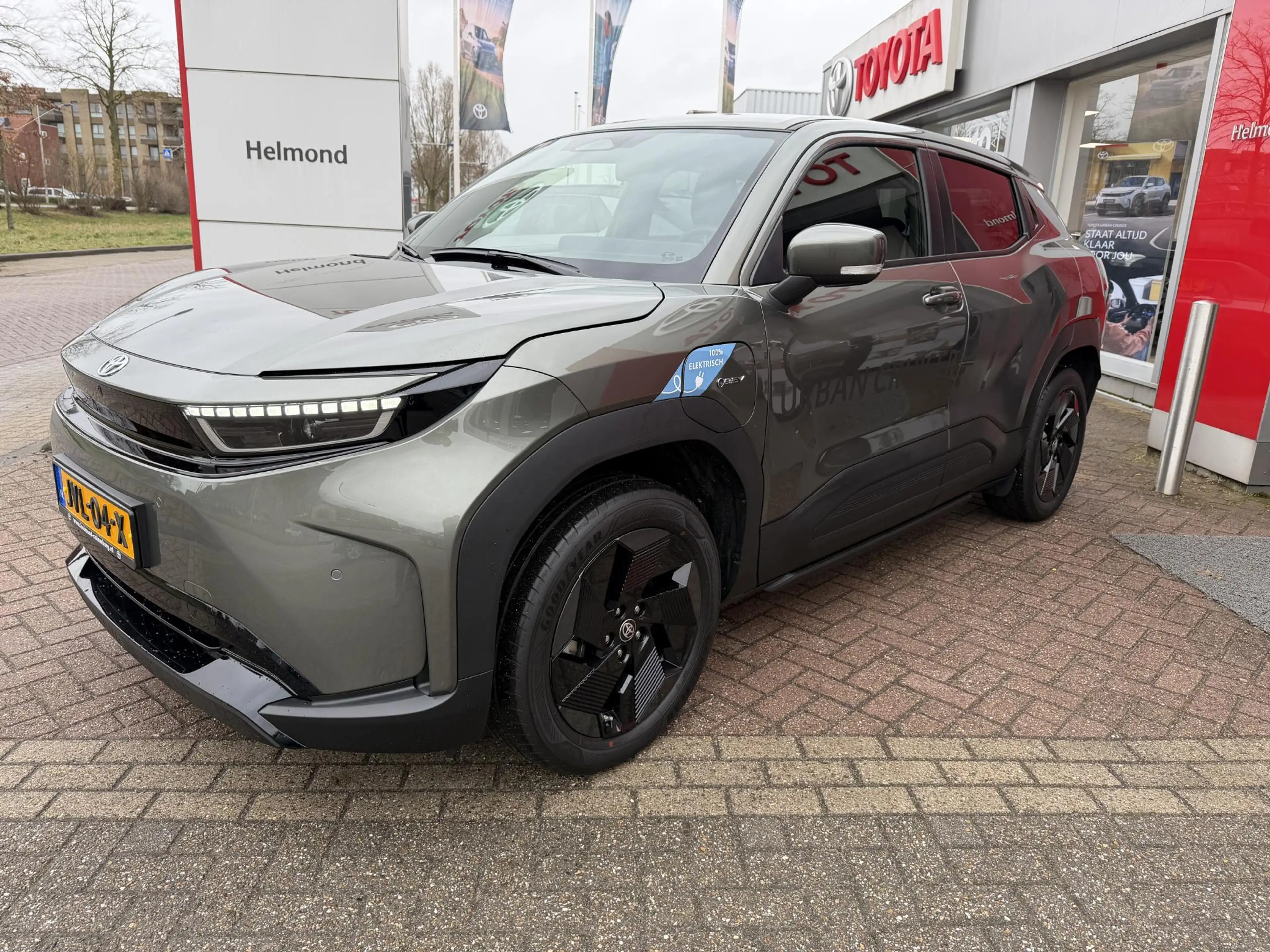 Toyota Urban Cruiser Dynamic 61 kWh — photo 4