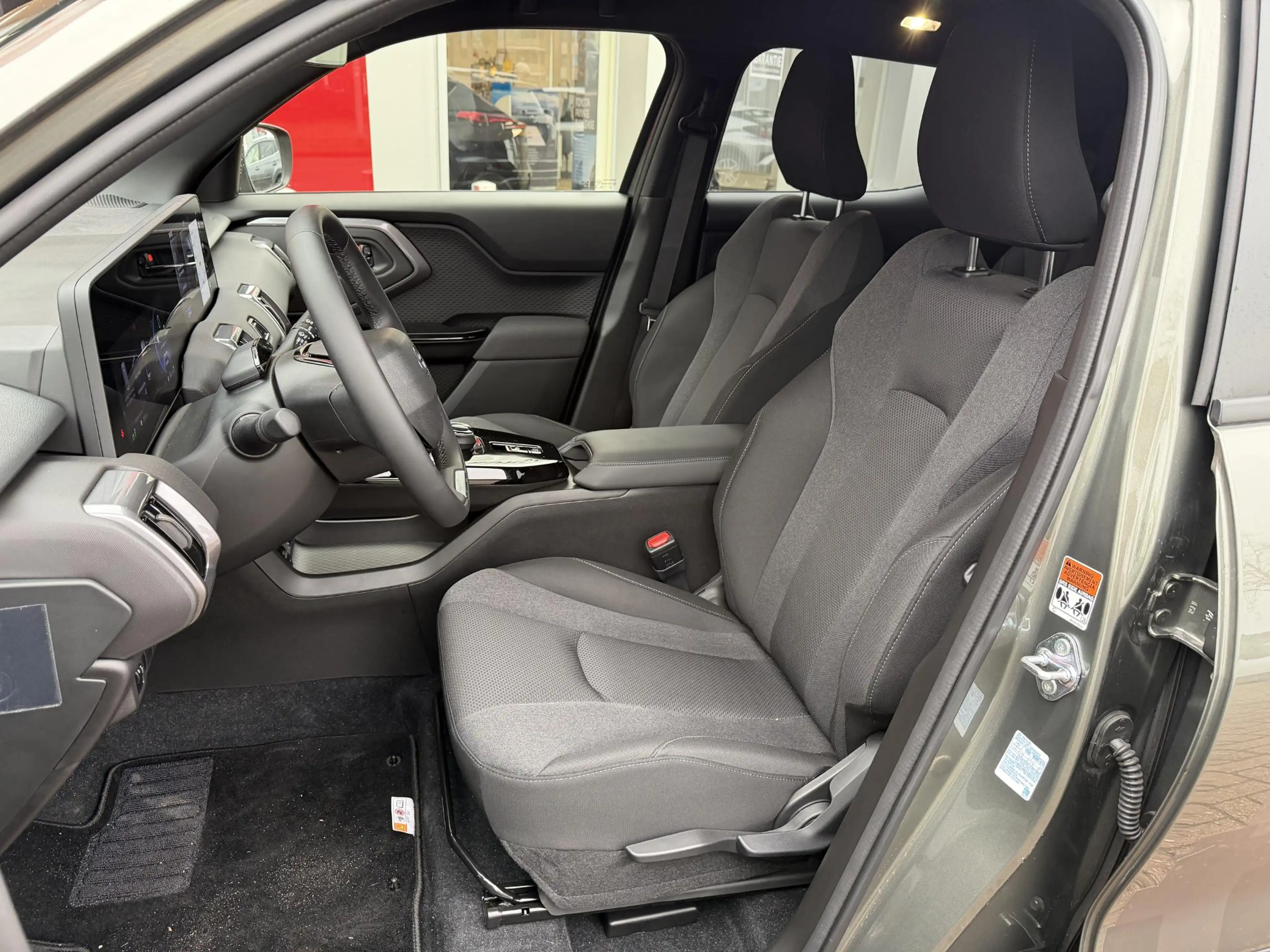 Toyota Urban Cruiser Dynamic 61 kWh — photo 10