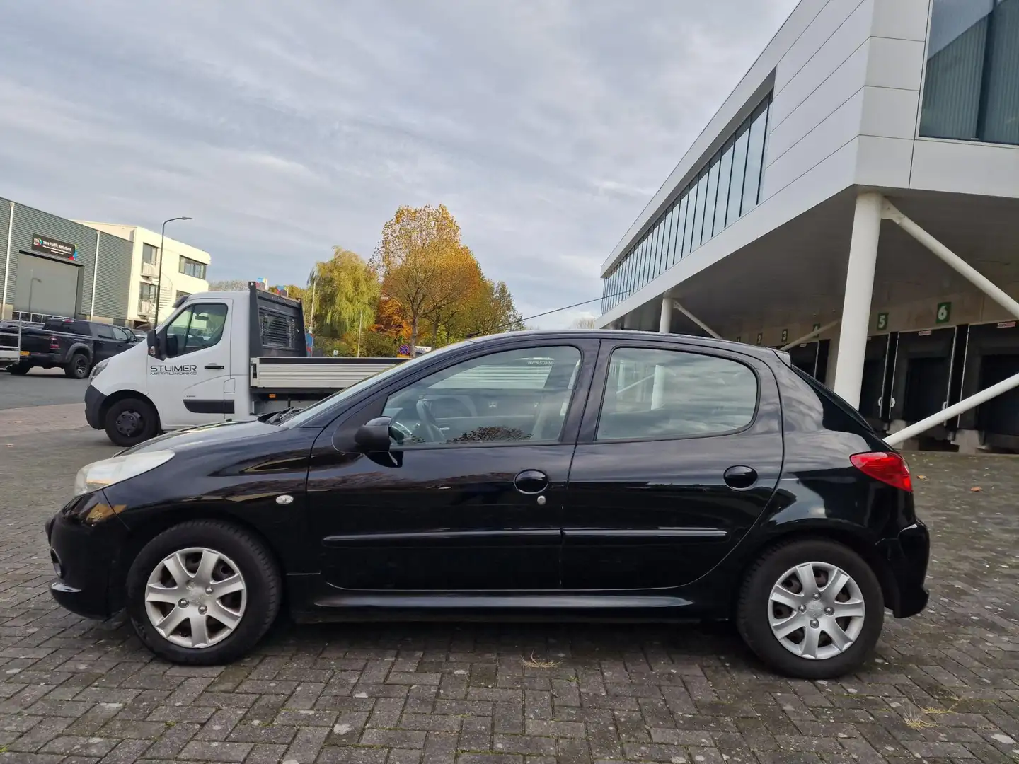 Peugeot 206 + 1.4 XS AIRCO 5 DEUR 2 X SLEUTELS BOEKJES APK Zwart - 2