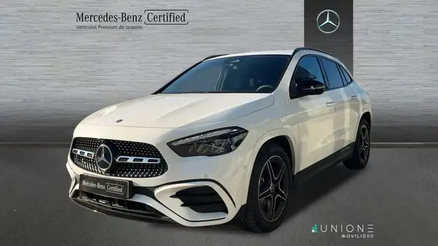 Mercedes-Benz GLA 200 d