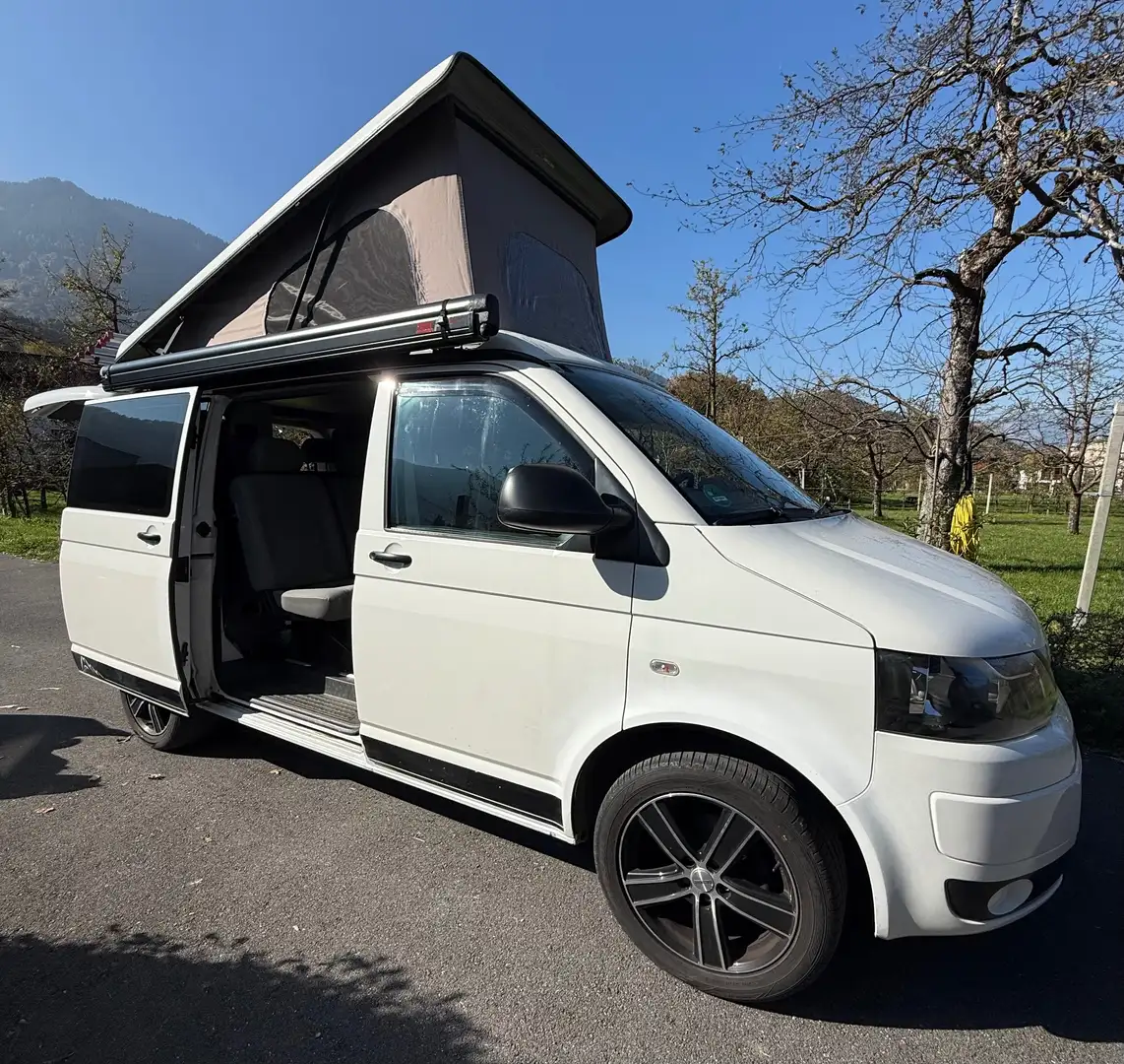 Volkswagen T5 California Camper Weiß - 1