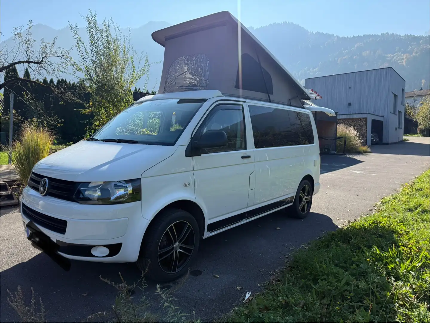 Volkswagen T5 California Camper Weiß - 2