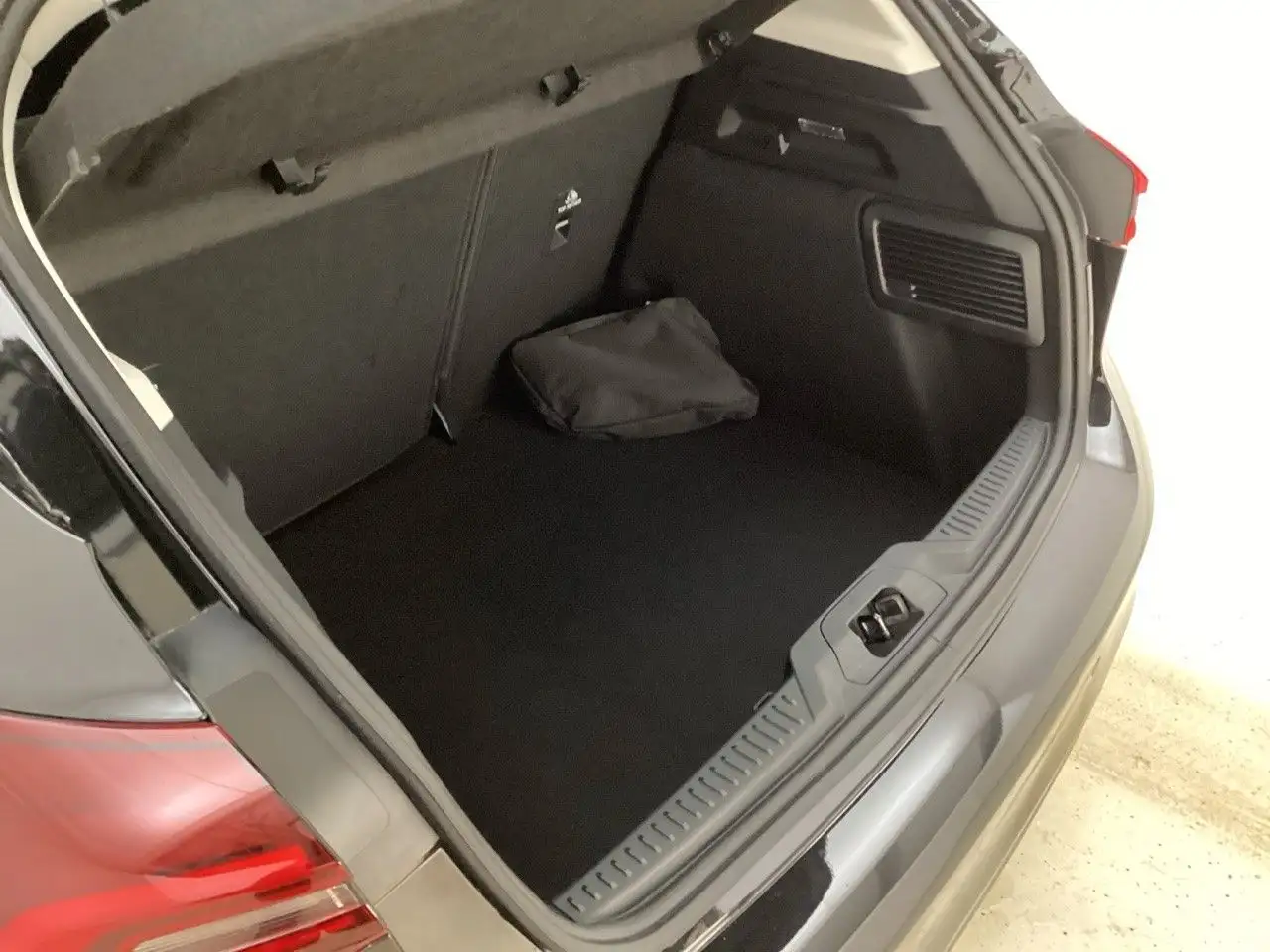 Ford Focus Limousine Titanium Automatik (viele Extras, миниатюра 4