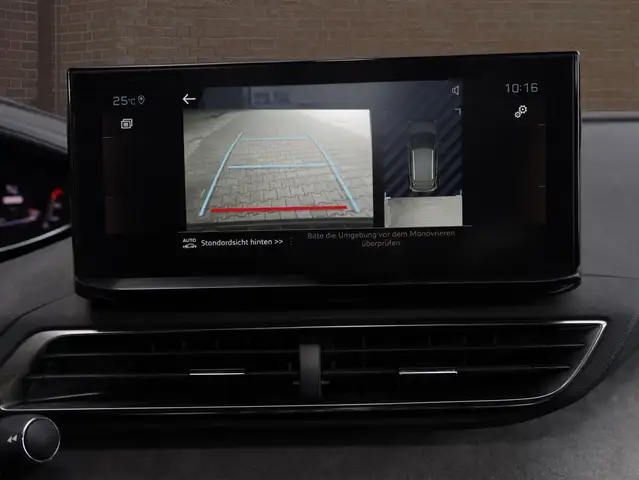 Peugeot 3008 view 6