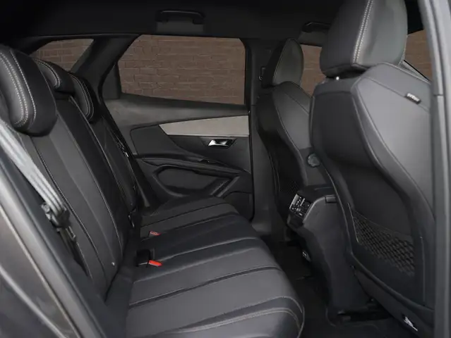 Peugeot 3008 view 8