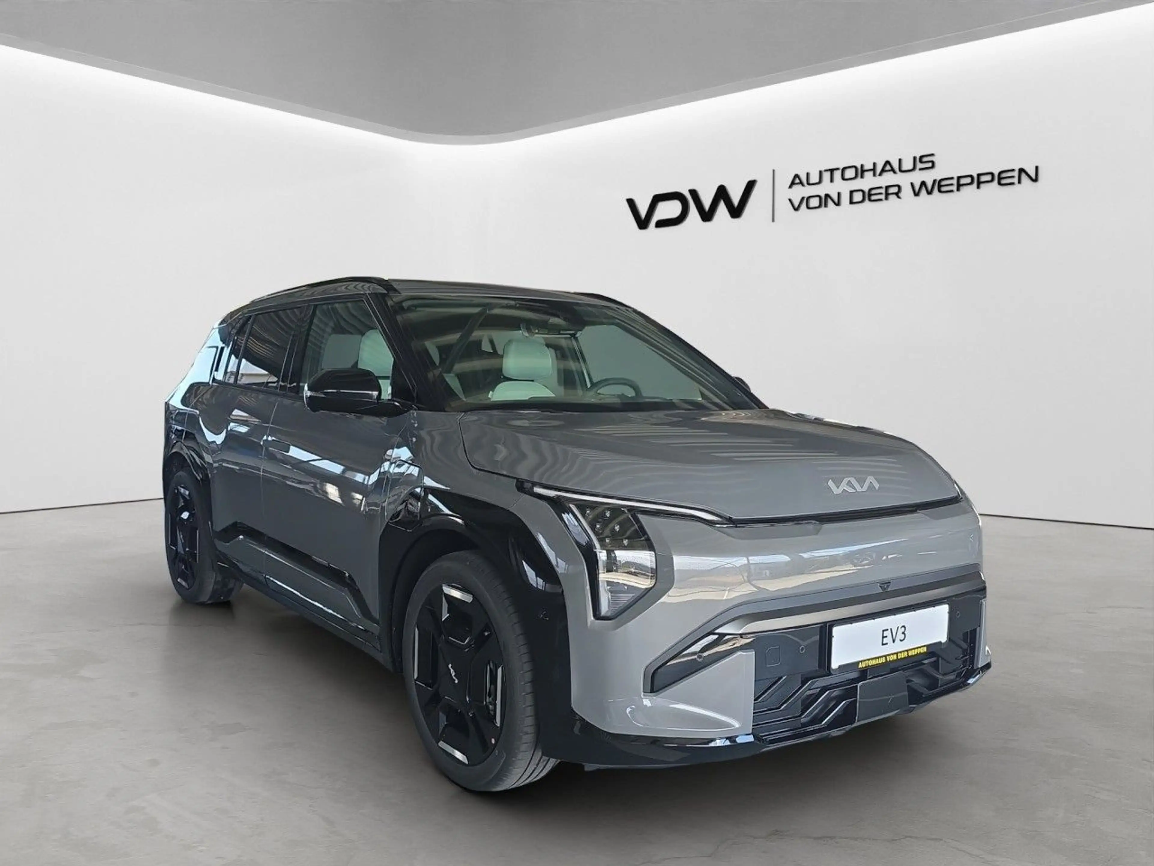 Kia EV3 150kw GTL — photo 11
