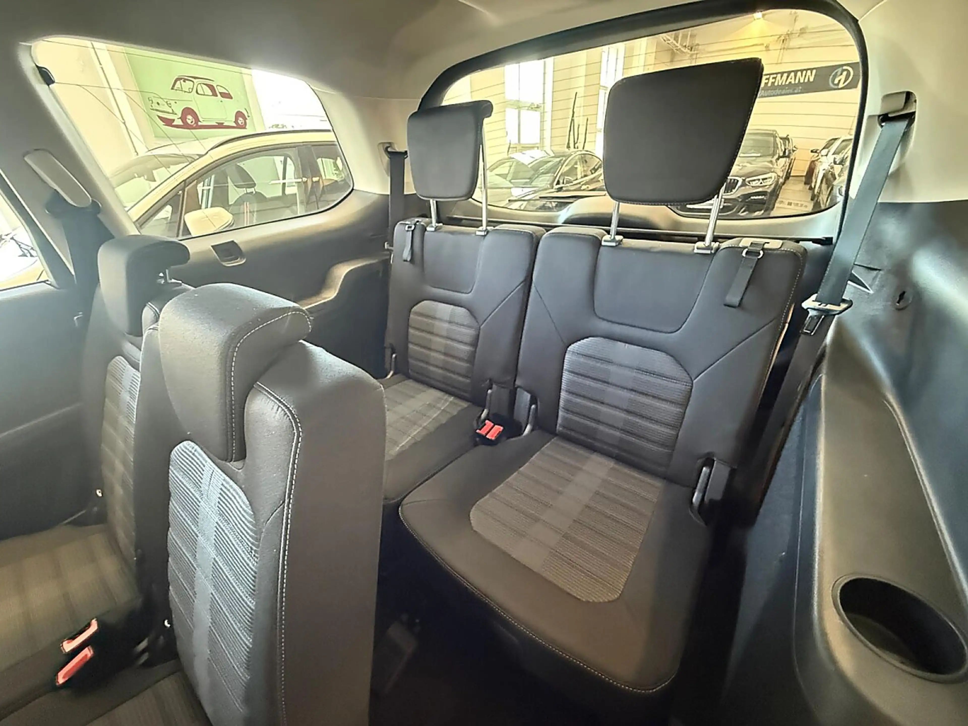 Ford Galaxy 2,0 EcoBlue SCR Business — photo 13