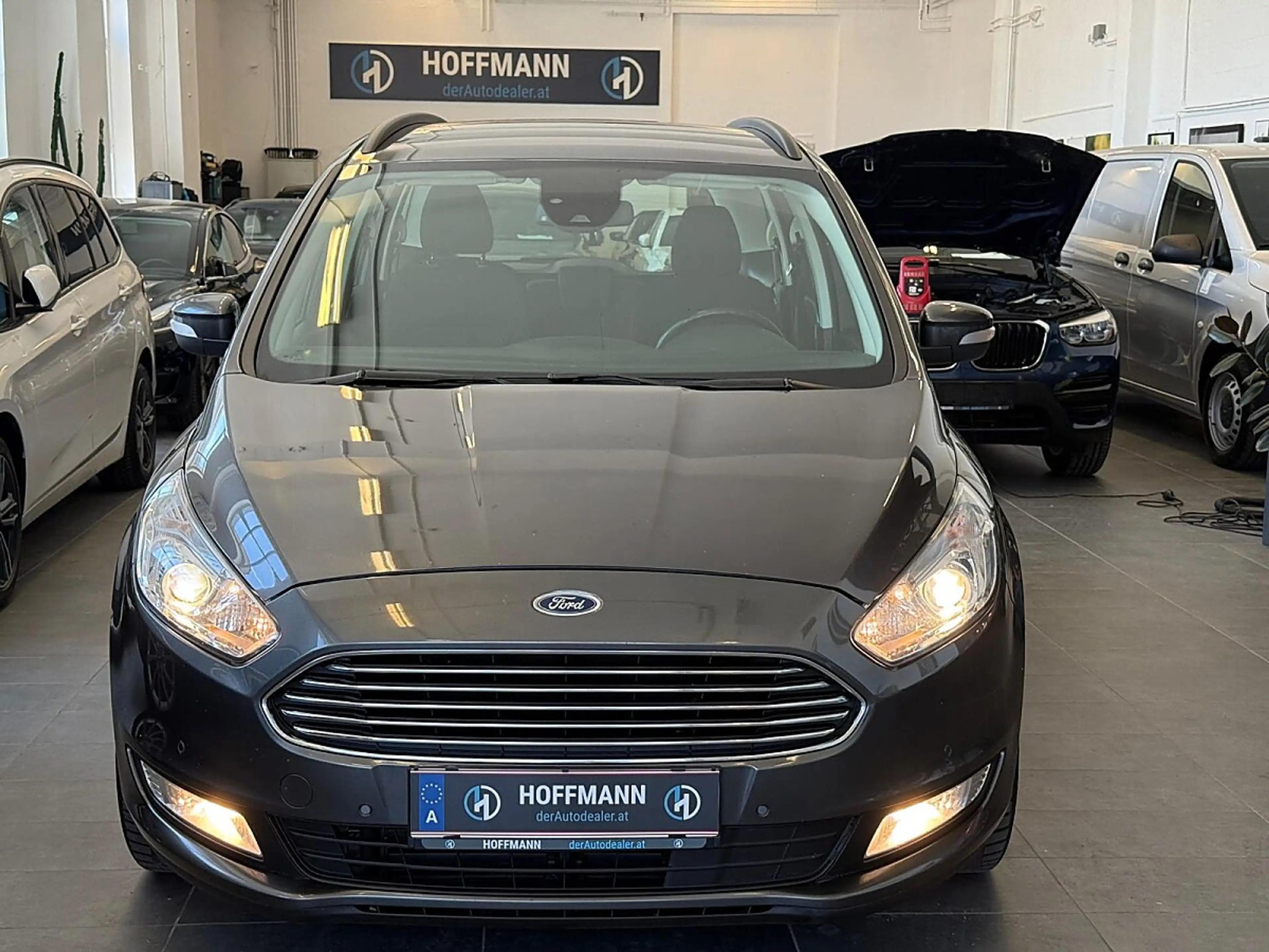 Ford Galaxy 2,0 EcoBlue SCR Business — photo 3