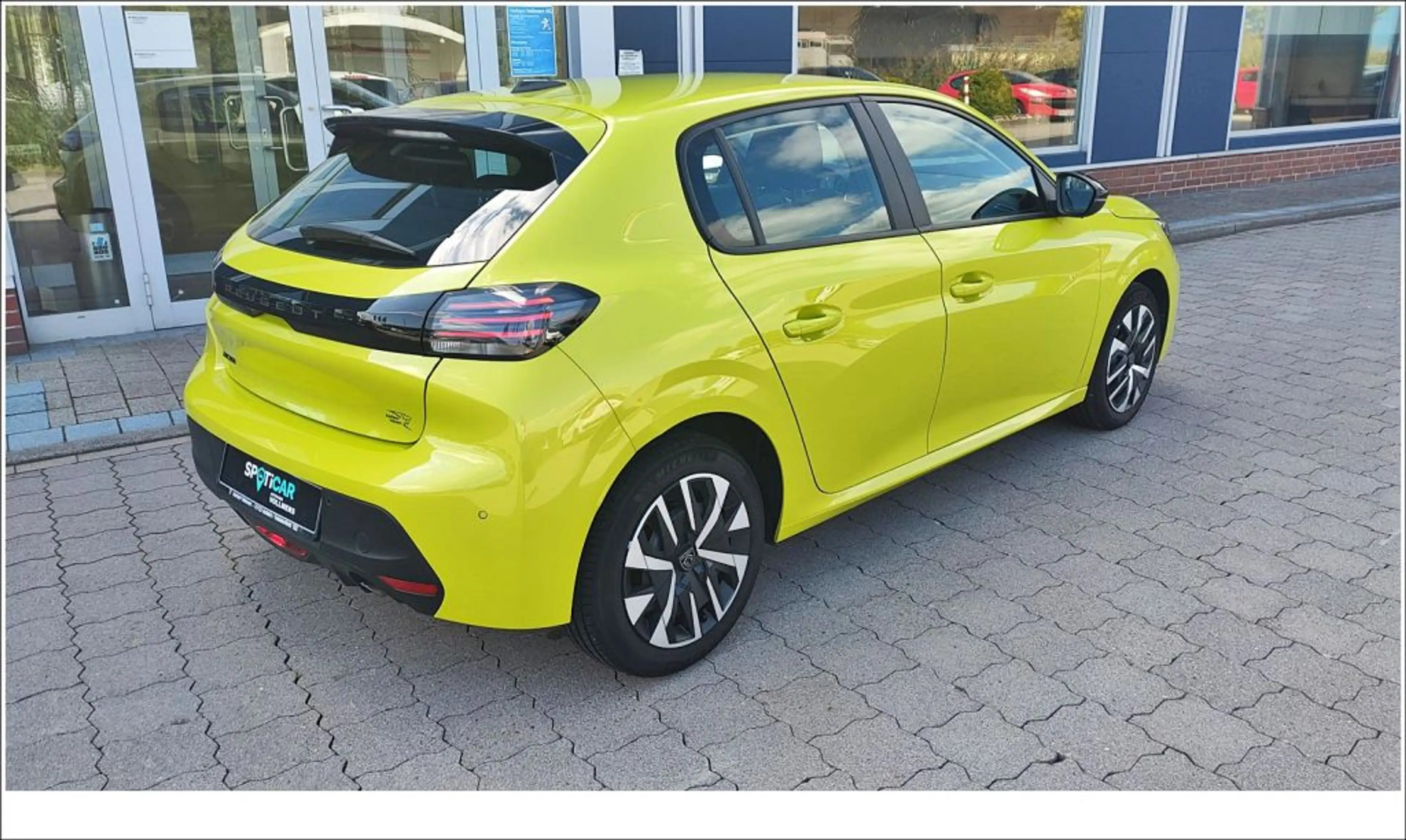 Peugeot 208 PureTech 100 Active — photo 6