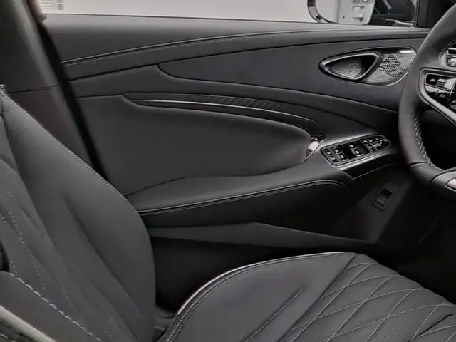 Byd Seal view 14