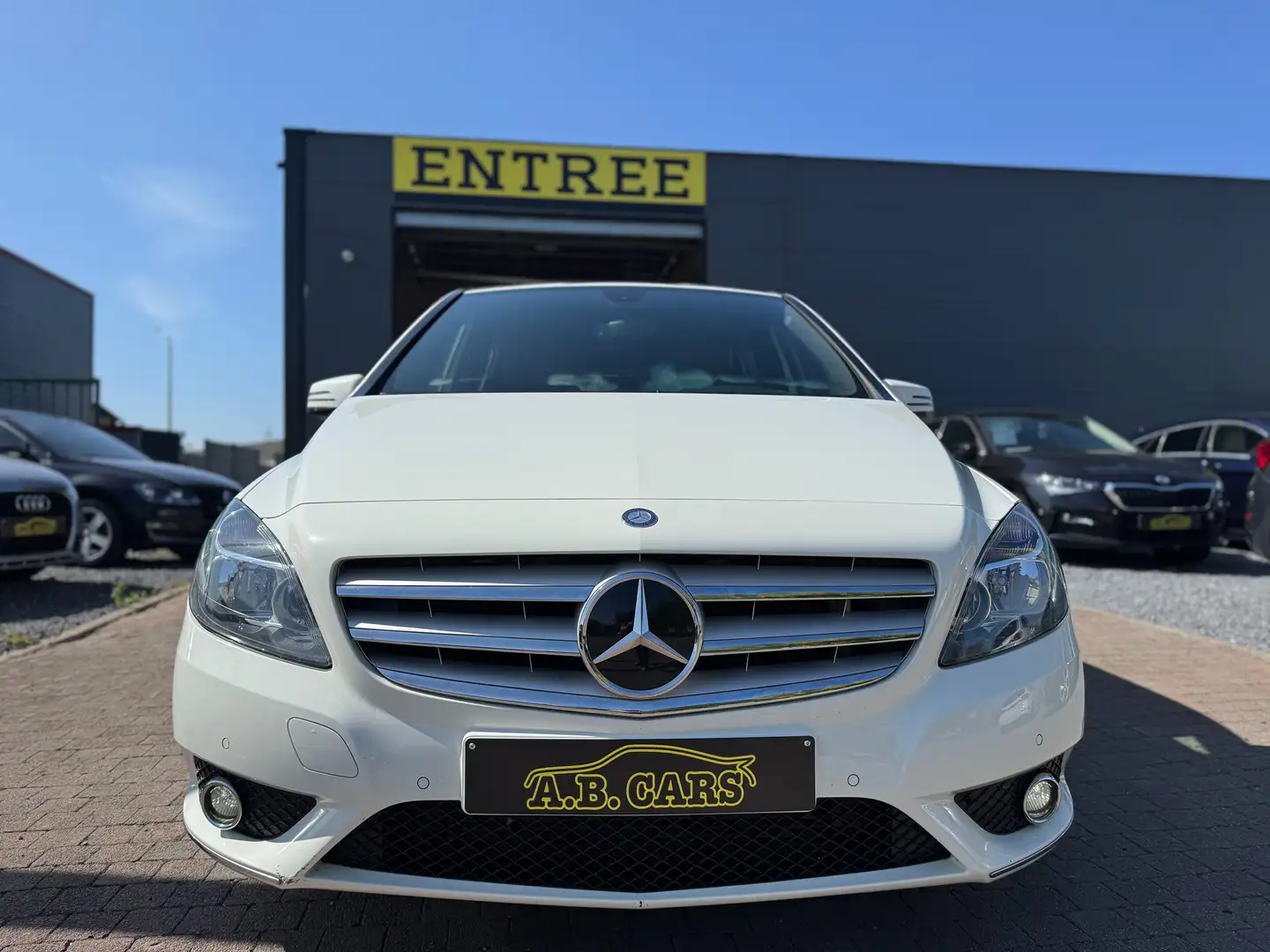 Mercedes-Benz B 200 B 200 CDI *AUTOMATIQUE* Wit - 2