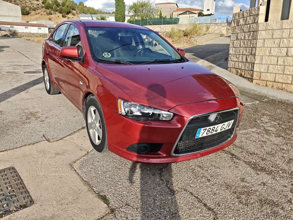 Mitsubishi Lancer Sportback 2.0DI-D Instyle - foto 1