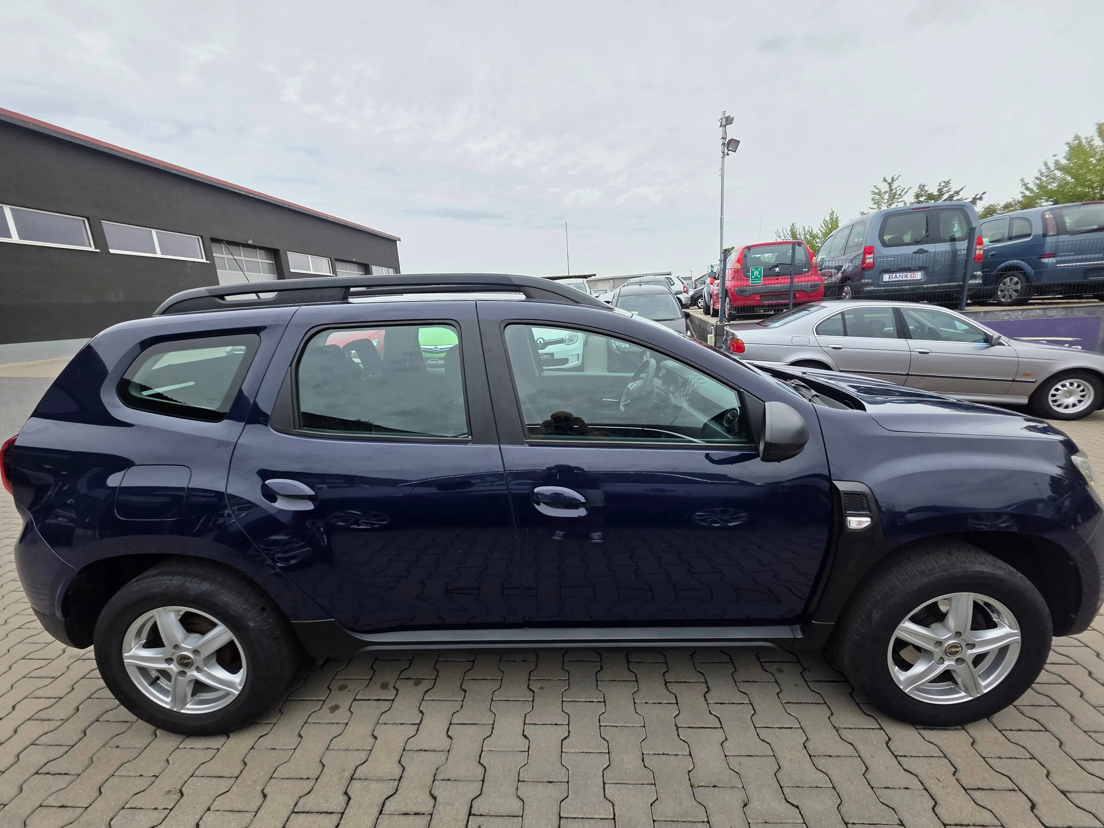 Dacia Duster Duster II Comfort/SHZ/Klima/1.Ha/ZV/EU6/TÜV0427/ — photo 4