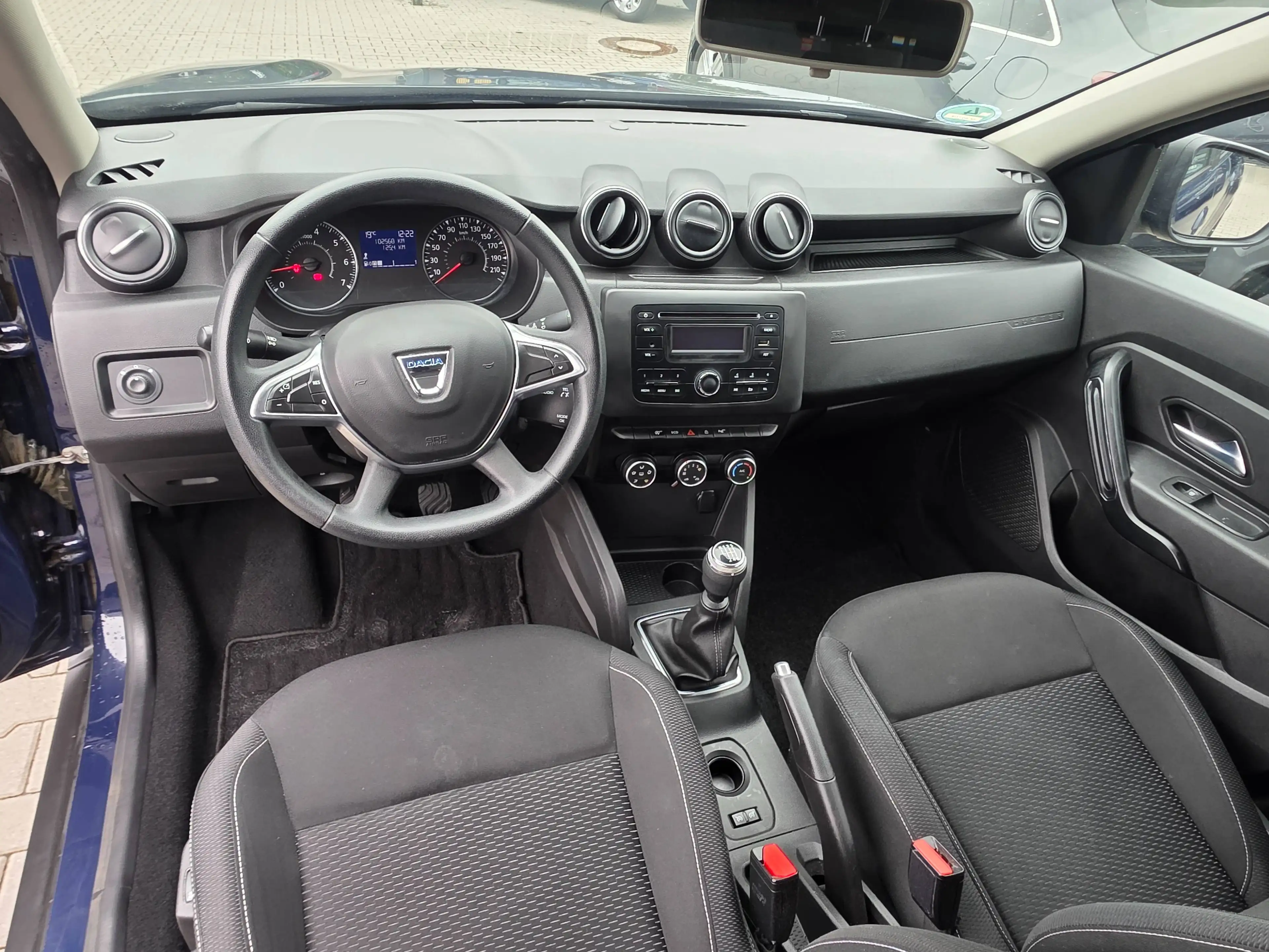 Dacia Duster Duster II Comfort/SHZ/Klima/1.Ha/ZV/EU6/TÜV0427/ — photo 12