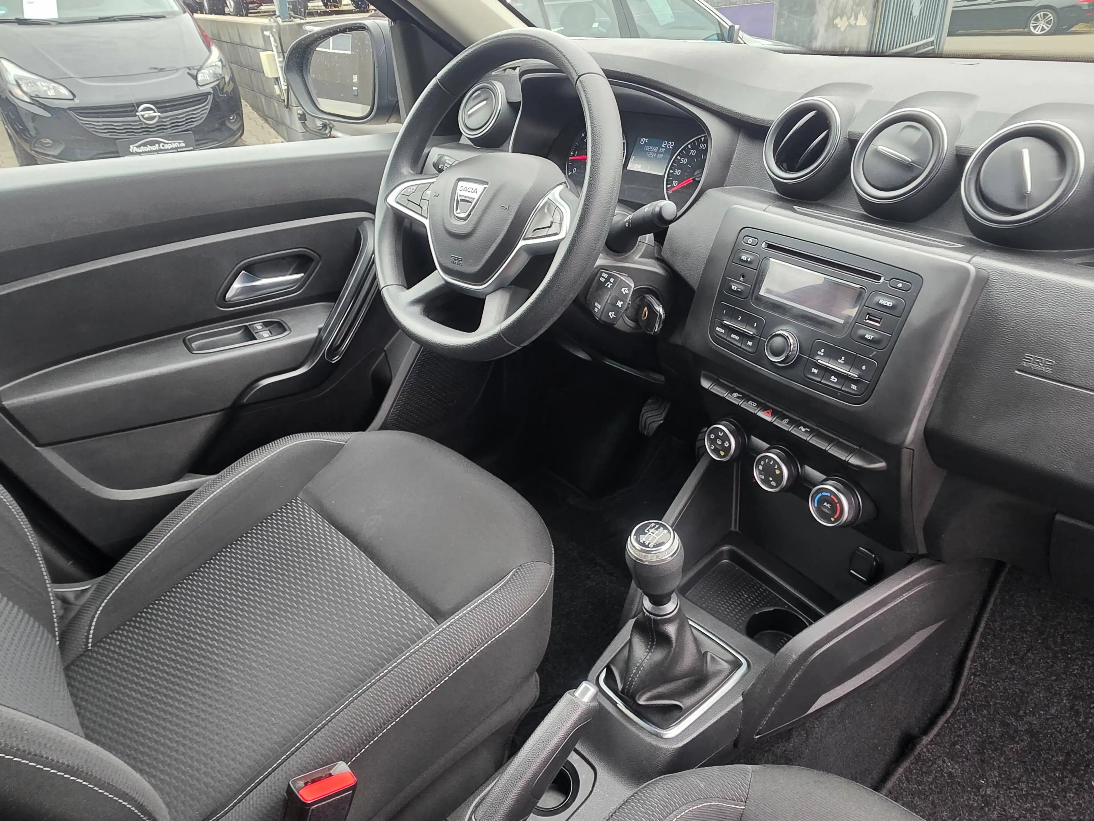 Dacia Duster Duster II Comfort/SHZ/Klima/1.Ha/ZV/EU6/TÜV0427/ — photo 14