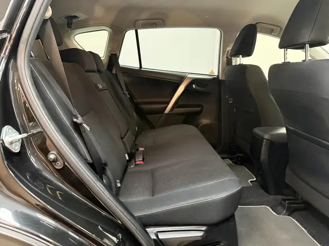 Toyota Rav4 view 14