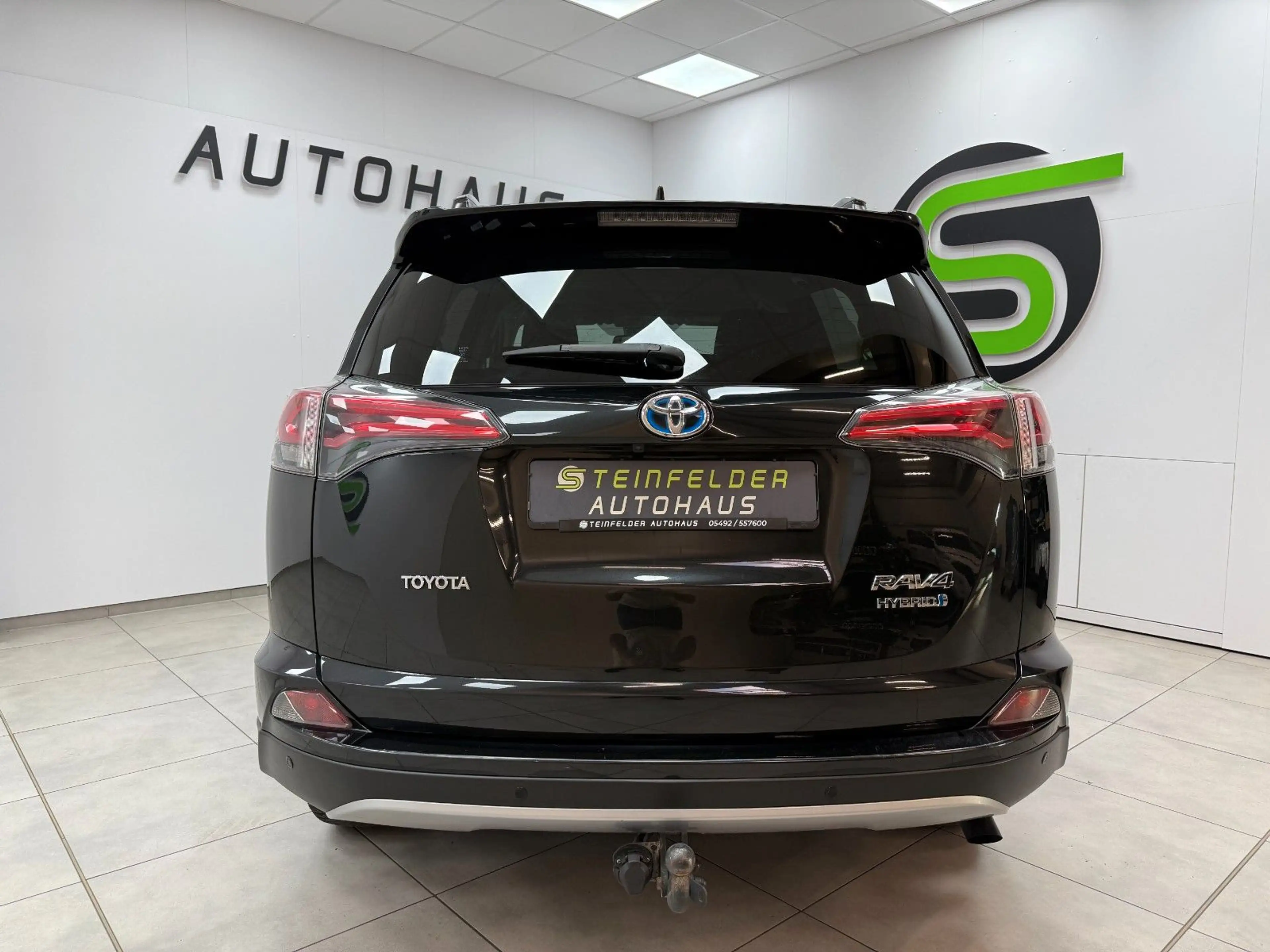 Toyota RAV4 2.5 Hybrid / RKAM / NAVI / SHZ / LED — photo 6