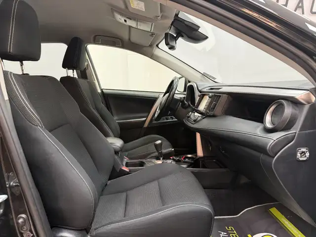 Toyota Rav4 view 12