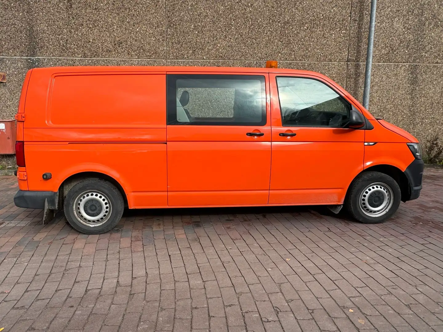 Volkswagen T6 Transporter Transporter T6 Lang EU6,,,6-Sitze Orange - 2