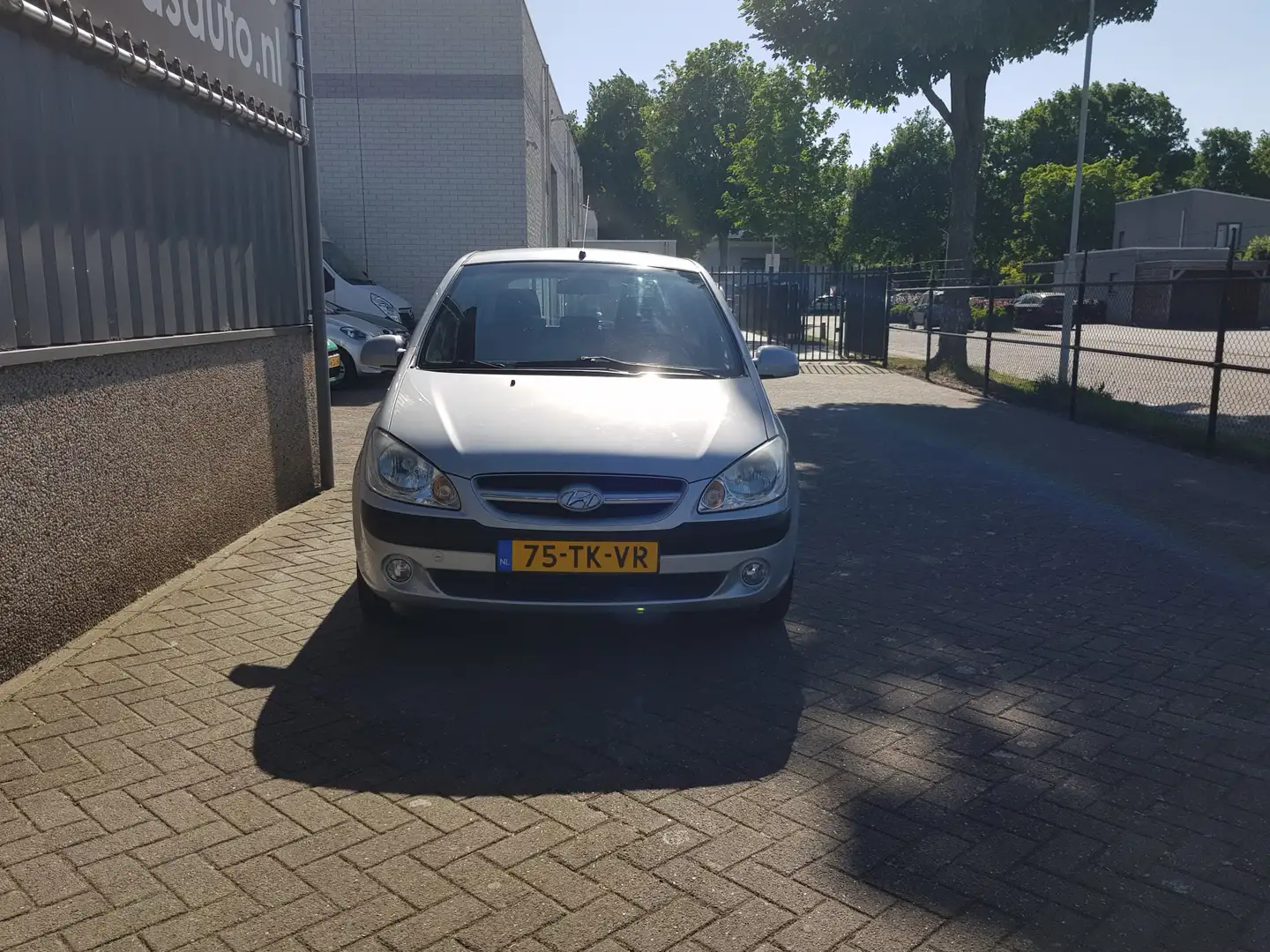 Hyundai Getz 1.4i Dynamic 5 deurs airco parkeersensoren i.z.n.s Gris - 2
