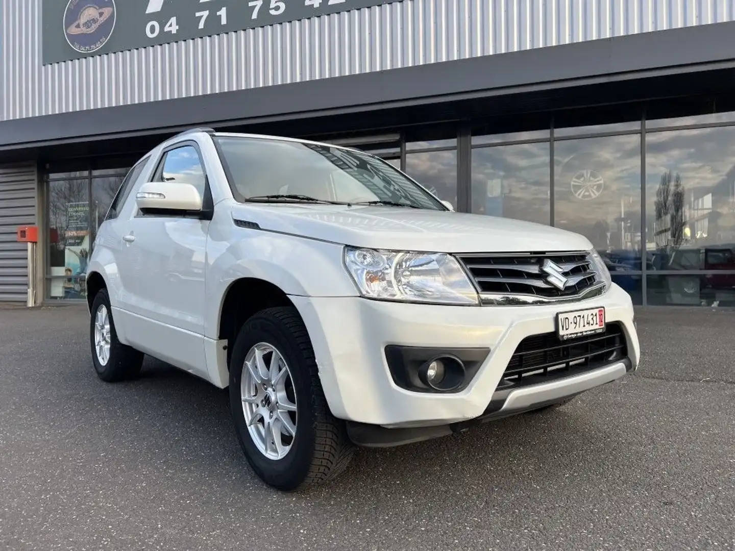Suzuki Grand Vitara 2.4 L VVT 166 CV BVA Blanc - 2