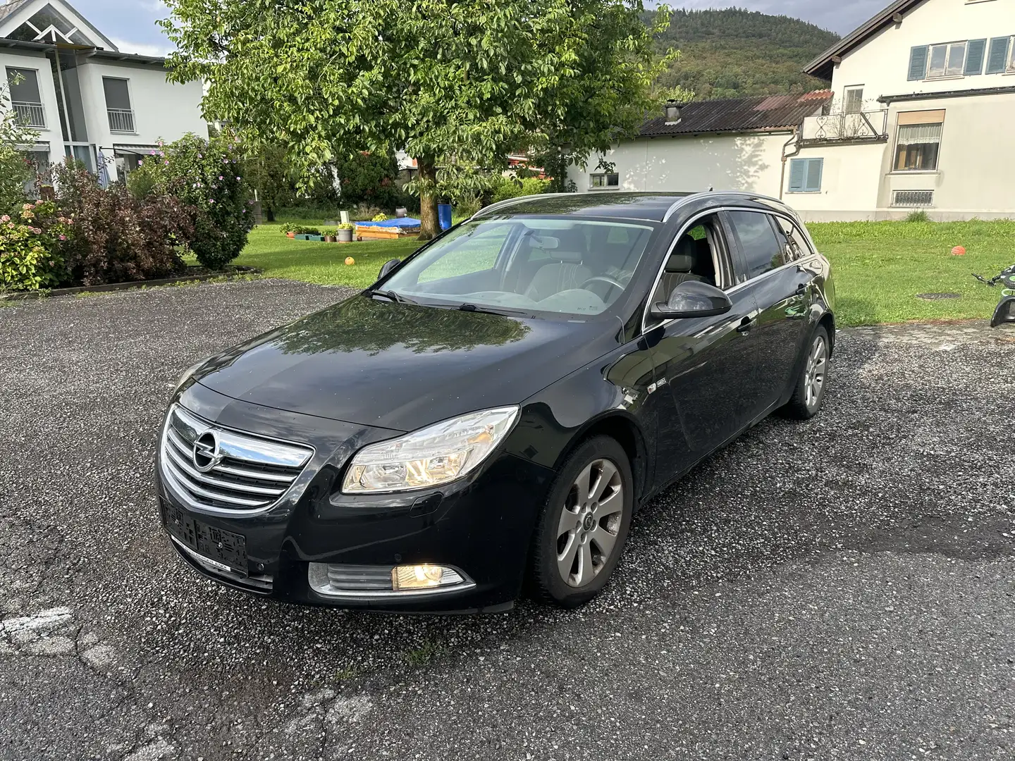 Opel Insignia ST 2,0 Cosmo CDTI DPF - 1