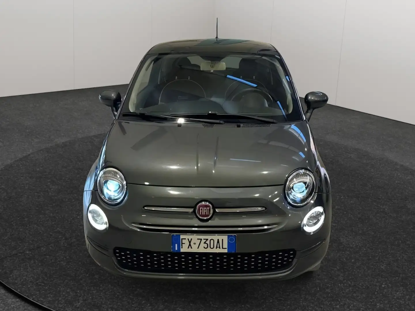 Fiat 500 500 1.2 Lounge 69CV Grau - 2