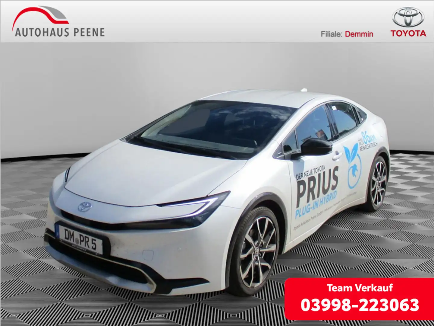 Toyota Prius 2.0 Plug-in Hybrid Executive MATRIX-LED Weiß - 1