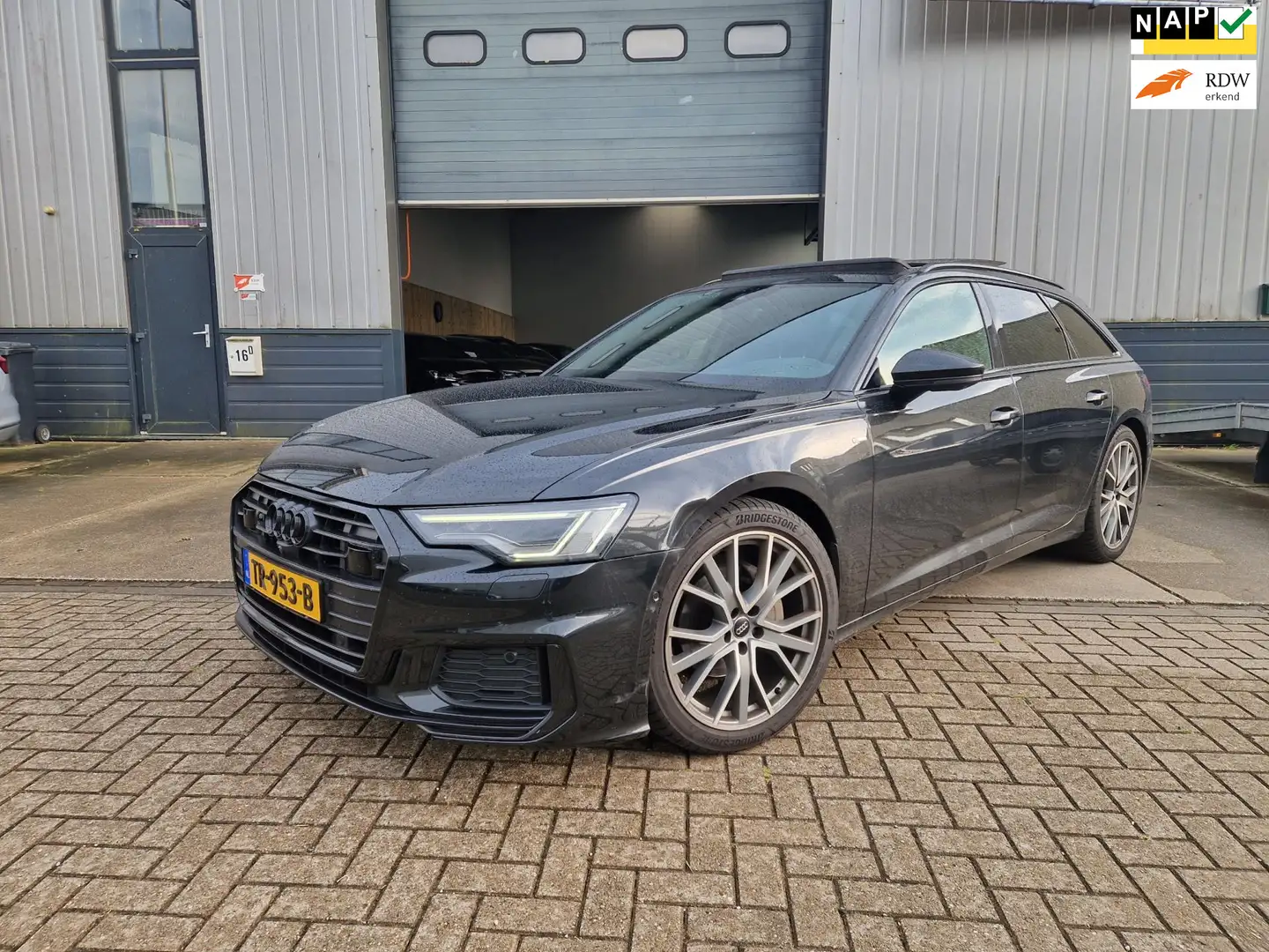 Audi A6 Avant 40 TDI S-Line *Meeneemprijs*Pano*Soft-Close* Grijs - 1