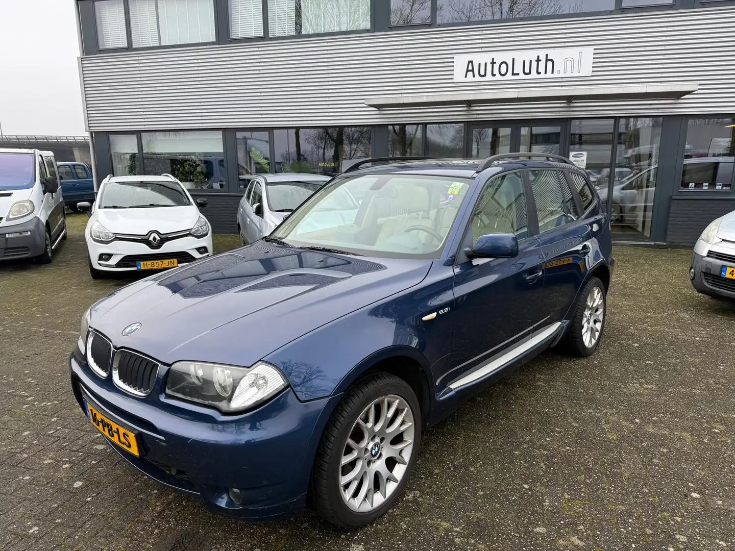 BMW X3 2.5i Executive/ Carplay/ Panodak. Blau - 1