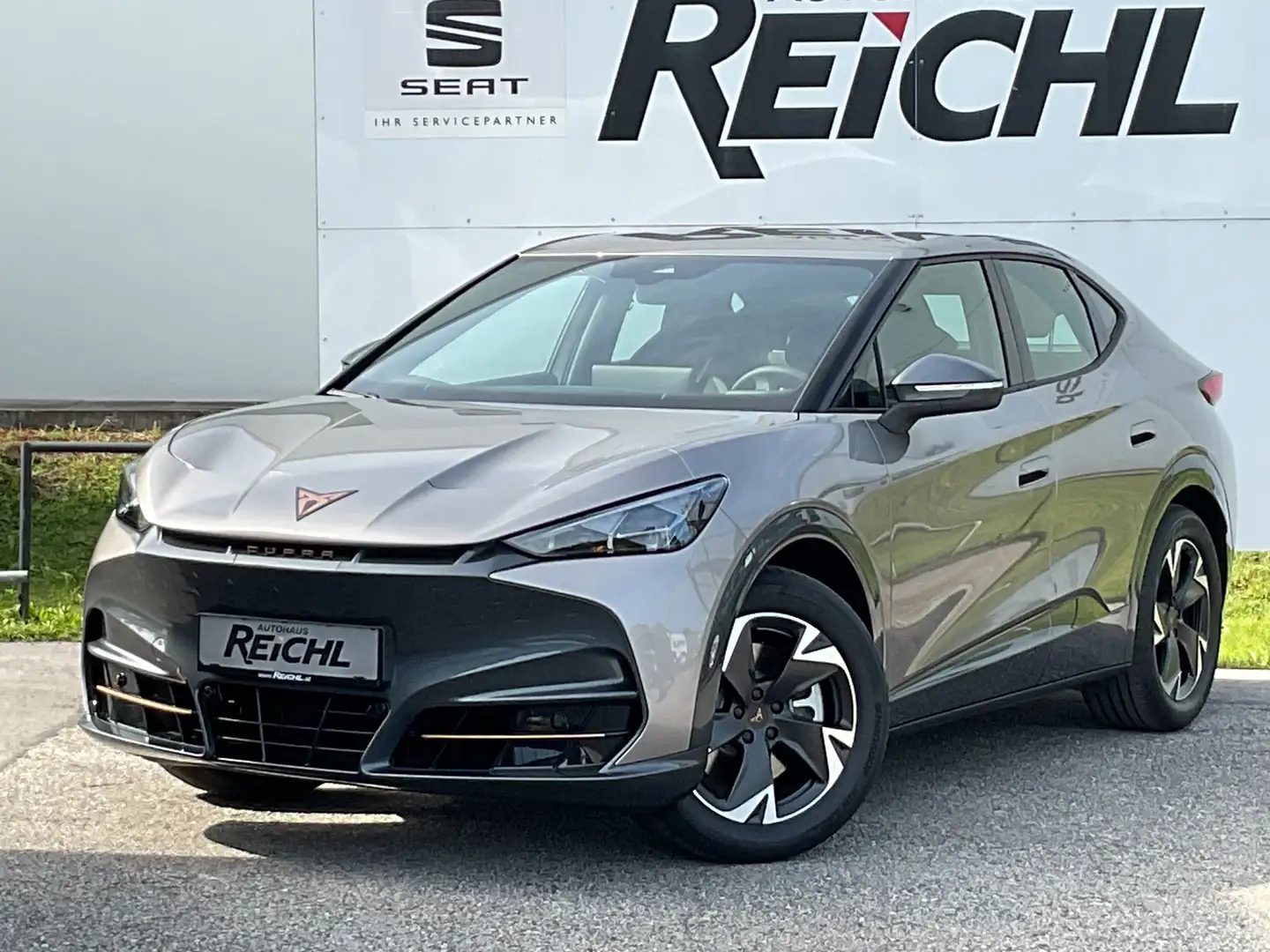 CUPRA Tavascan Base 210 kW incl. Winterräder Beige - 2