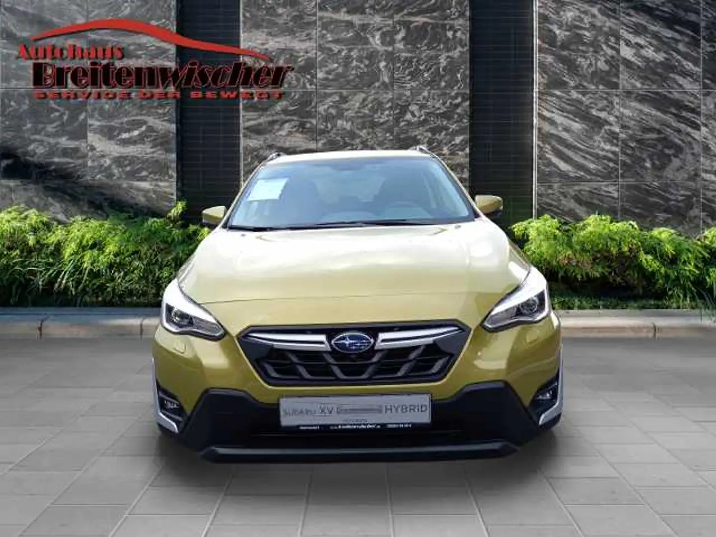 Subaru XV 2.0 iE Comfort Automatik Gelb - 2